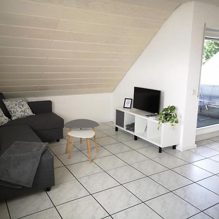Familienfreundliche Ferienwohnung Mit Wohlfuehlbalkon Und Kostenlosem Parkplatz Nahe Messe Und Bodensee Meckenbeuren Ngoại thất bức ảnh