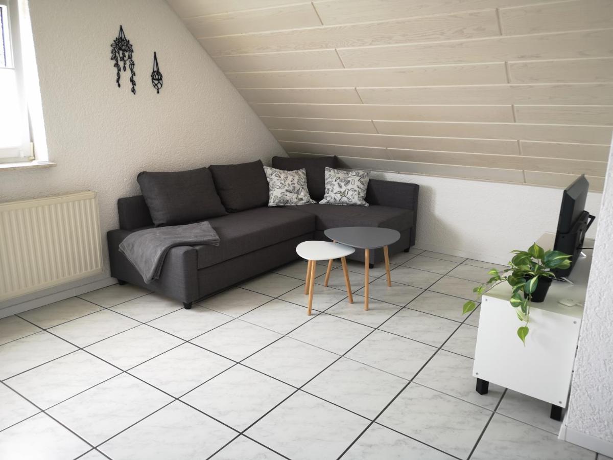 Familienfreundliche Ferienwohnung Mit Wohlfuehlbalkon Und Kostenlosem Parkplatz Nahe Messe Und Bodensee Meckenbeuren Ngoại thất bức ảnh
